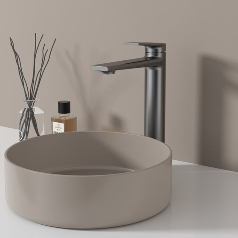 AT7001GM | Single-lever Basin Mixer - ThatRenoStore
