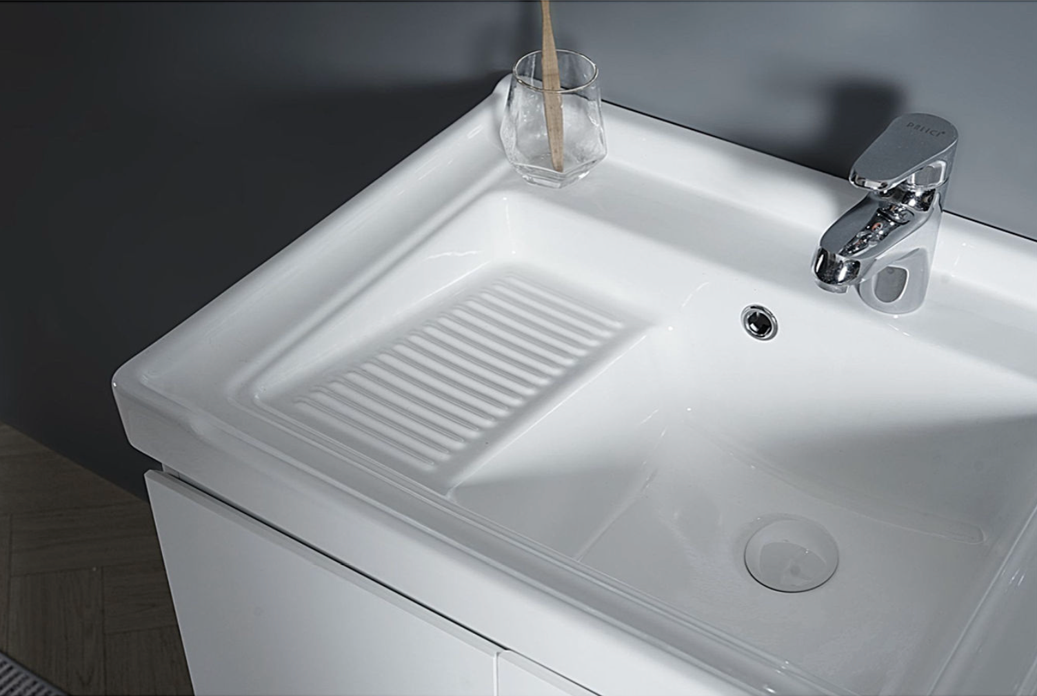 ATP60EPV05 | Laundry Basin Cabinet - ThatRenoStore